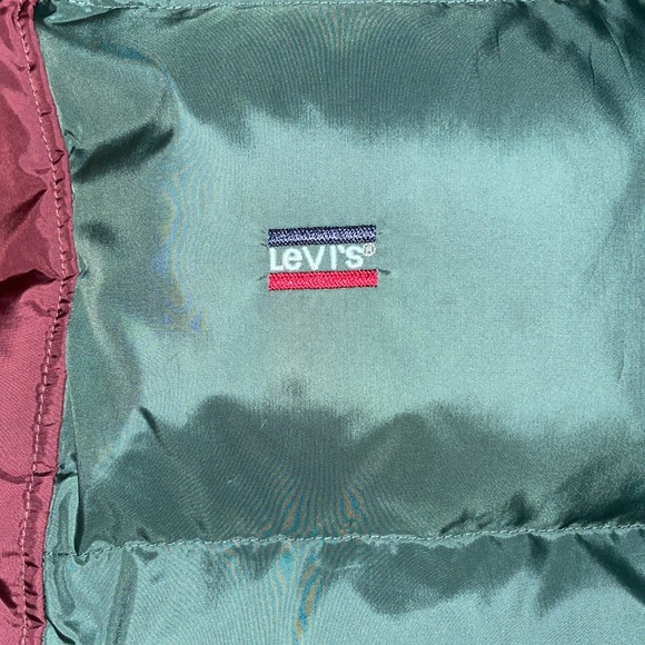 Levi’s never worn bubble vest jacket - Picture 5 of 5